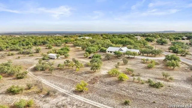 232 Crooked Oak, Round Mountain, TX 78663 - Image #1