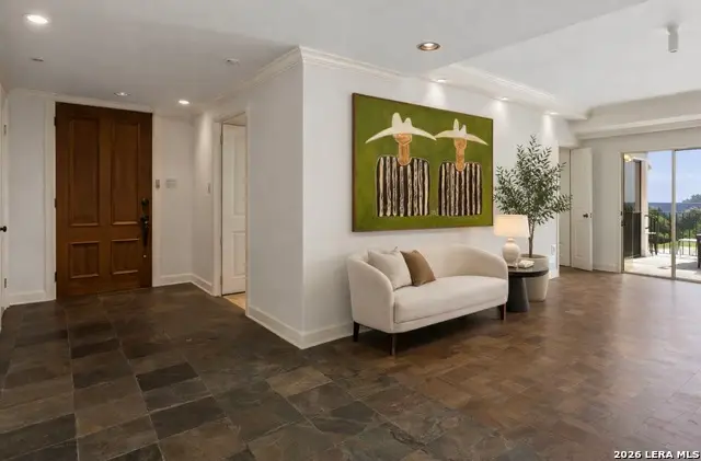 700 Hildebrand #301, San Antonio, TX 78212 - #2