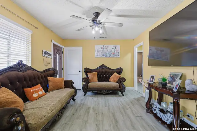 118 Redrock, San Antonio, TX 78213 - Image #3