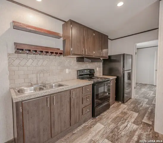 128 Private Road 1511, Bandera, TX 78003 - Image #2