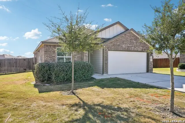 1877 Lauter Ln, New Braunfels, TX 78130 - Image #2