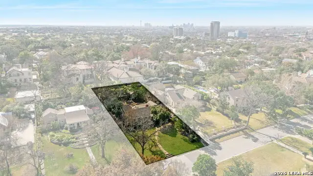 316 Elizabeth Rd, Terrell Hills, TX 78209 - Image #2