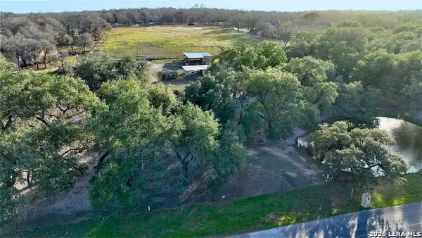 744 Fuller Ln, Adkins, TX 78101