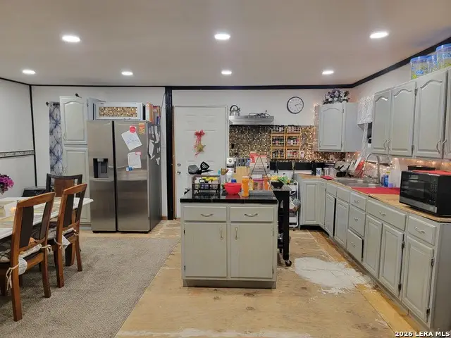 722 Marbauch, San Antonio, TX 78237 - Image #2