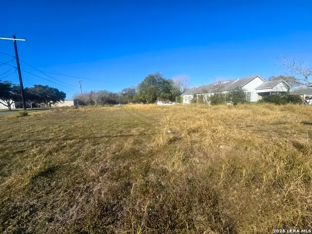 216 S Seventh, Skidmore, TX 78389 - Image #3