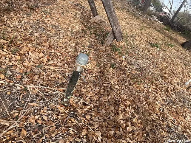 712 Devine, Devine, TX 78016 - Image #3