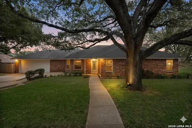 604 Elm Street, Floresville, TX 78114 - Image #2