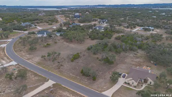 1605 Lake Ridge Blvd, Canyon Lake, TX 78133