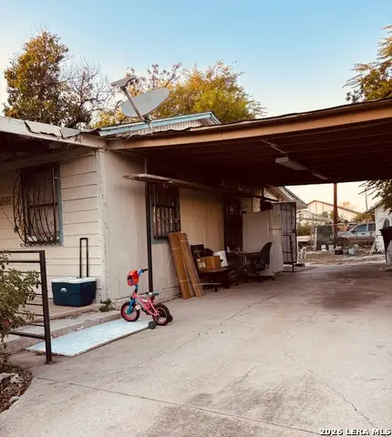 2033 W Laurel, San Antonio, TX 78201 - Image #3