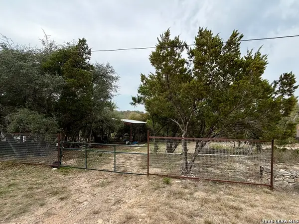 358 Rockport, Canyon Lake, TX 78133