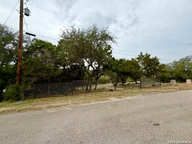 358 Rockport, Canyon Lake, TX 78133 - Image #2