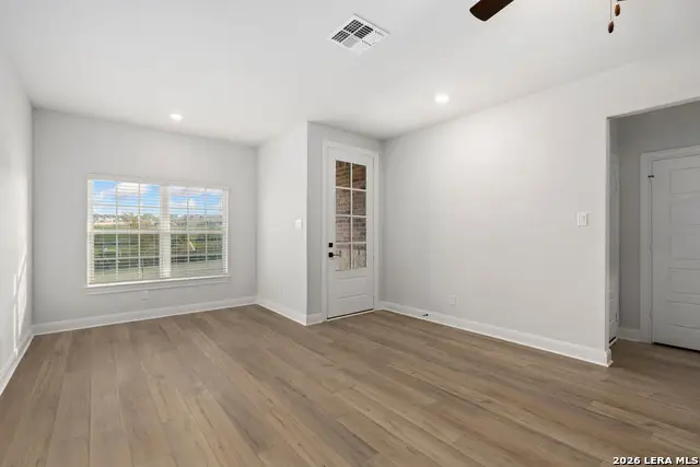 6307 Monk Landing, Converse, TX 78109 - Image #3