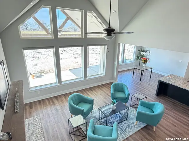 232 Scenic Hills Dr, La Vernia, TX 78121 - Image #2