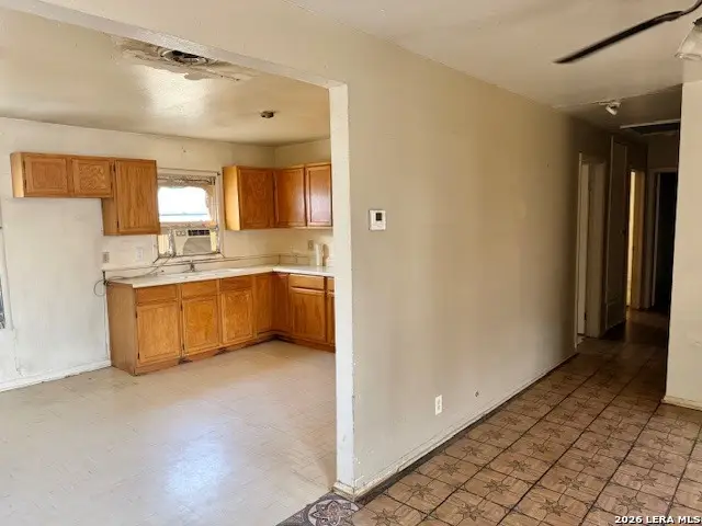 1013 Huntington, Beeville, TX 78102 - Image #2