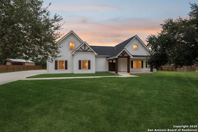 177 E Short Meadow Dr, Lytle, TX 78052 - Image #2