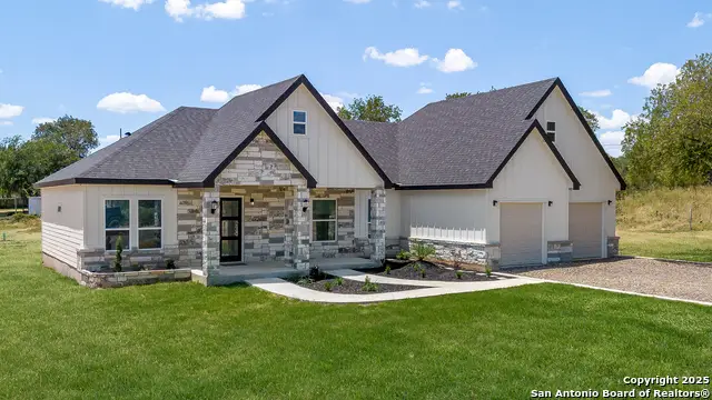 120 County Road 6852, Lytle, TX 78052 - Image #1