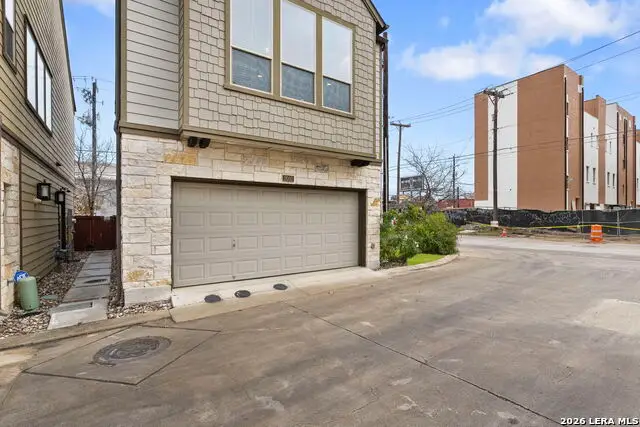 2003 Mccullough, San Antonio, TX 78212 - Image #3