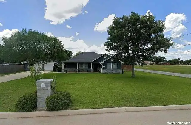 419 N Cedar, Pearsall, TX 78061 - #1