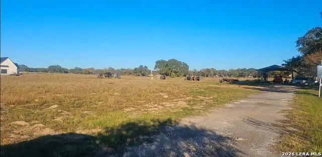 375 Cr 6723, Devine Natalia, TX 78059 - #3