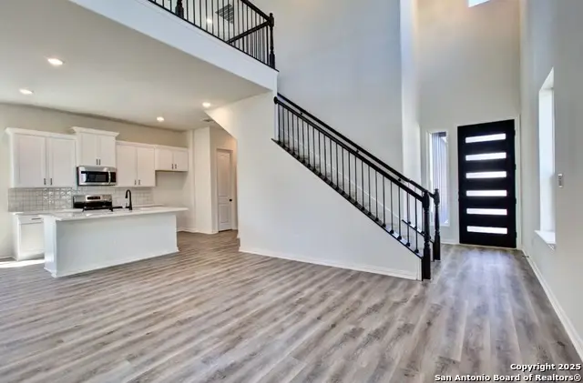 1237 Casetta Run, New Braunfels, TX 78130 - Image #3