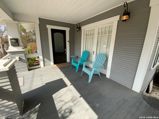 231 E Carolina St, San Antonio, TX 78210 - #2