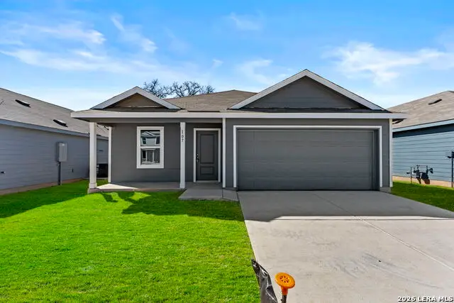 107 Ellendale Place, Fredericksburg, TX 78624 - Image #1