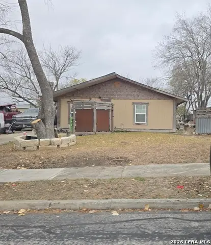 8811 Dale Vly Dr, San Antonio, TX 78227