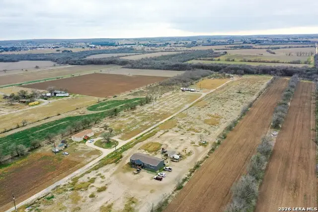 1263 Cr 345, La Vernia, TX 78121 - Image #2