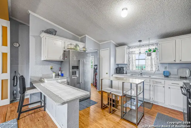 927 County Road 6846, Lytle, TX 78052 - Image #3