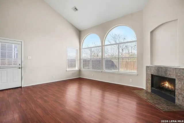 522 Calhoun, New Braunfels, TX 78130 - Image #3