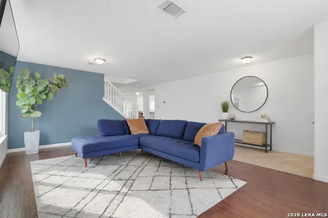 10607 Stone Creek Pl, San Antonio, TX 78254 - Image #2