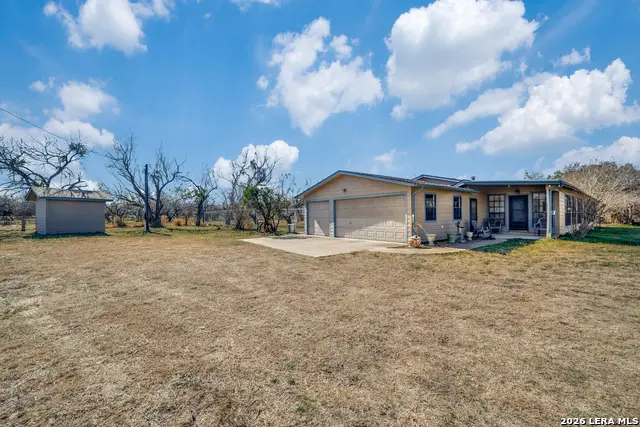 6490 Smith Rd, Von Ormy, TX 78073 - Image #3