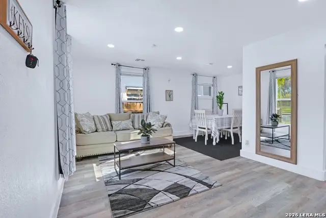 615 Gulf St, San Antonio, TX 78202 - #3