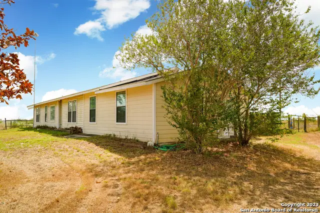 3481 State Highway 97 W, Floresville, TX 78114 - Image #3