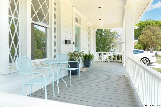 227 Florida St, San Antonio, TX 78210 - #2