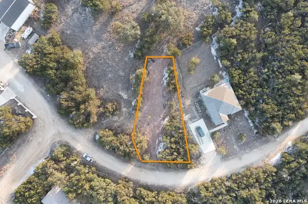 1531 Lake Dr, Spring Branch, TX 78070