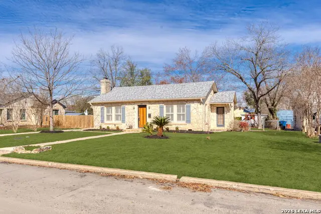 241 W Hermine Blvd, San Antonio, TX 78212 - #2