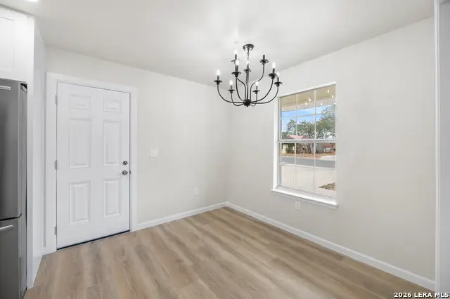 405 N Goss St, Kerrville, TX 78028 - Image #3