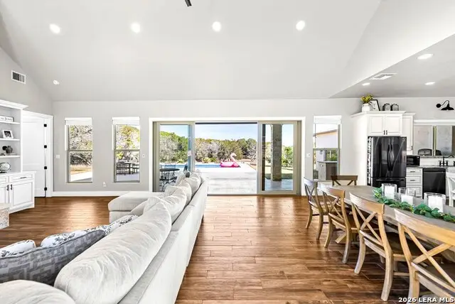 491 Stablewood Ln, Kerrville, TX 78028 - Image #3