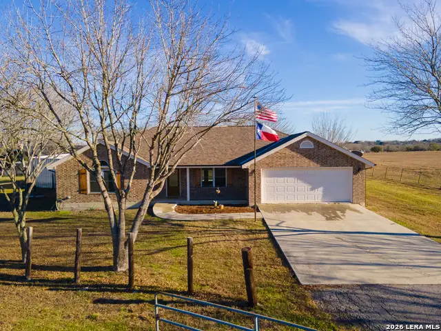433 W Klein, New Braunfels, TX 78130 - Image #2
