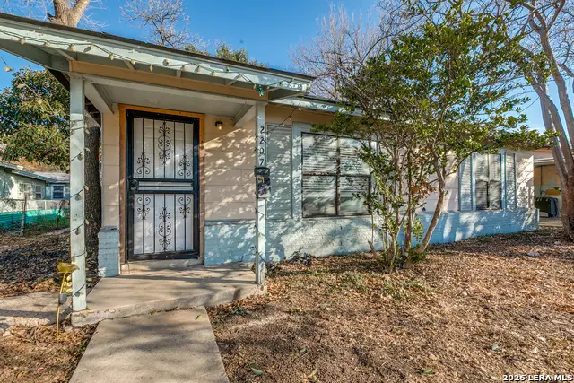 2207 Bronte, San Antonio, TX 78207 - Image #3