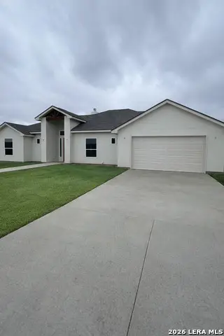 613 34th Street, Hondo, TX 78861 - Image #3