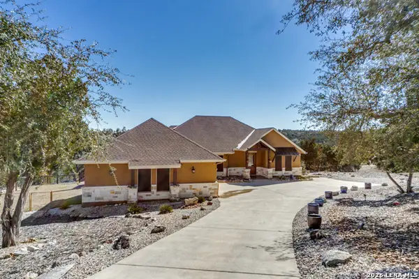 1425 Robusto, New Braunfels, TX 78132