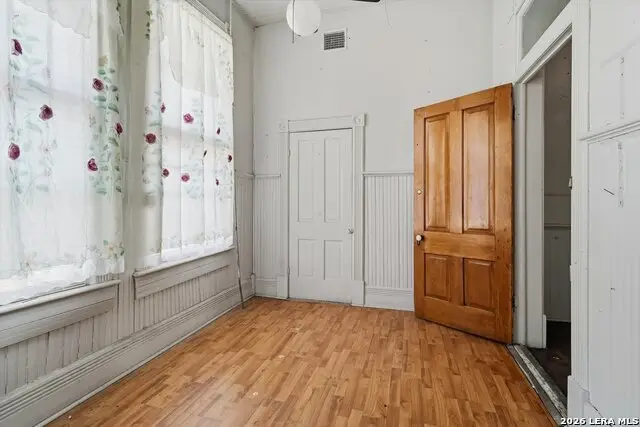 802 Kentucky Ave, San Antonio, TX 78201 - Image #3