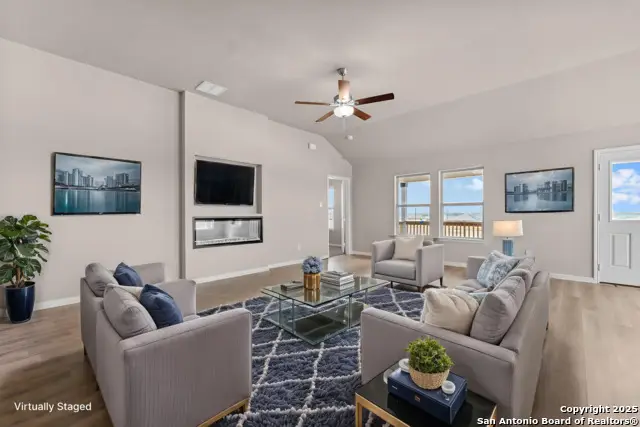 132 Greeley Drive, Floresville, TX 78114 - Image #3