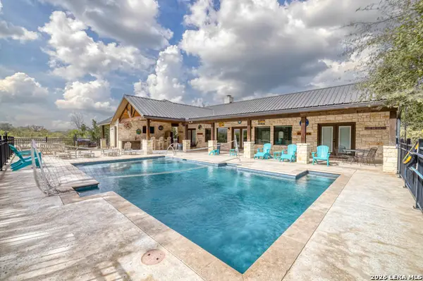 274 Mountain Laurel, ConCan, TX 78838