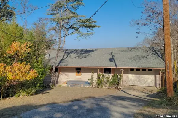 2807 Westview, Canyon Lake, TX 78133