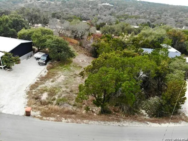 984 Cypress, Canyon Lake, TX 78133 - Image #2