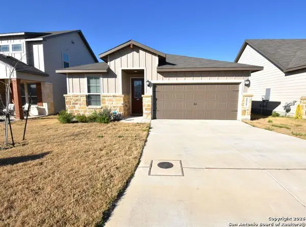 4923 Ranahan Pass, St Hedwig, TX 78152