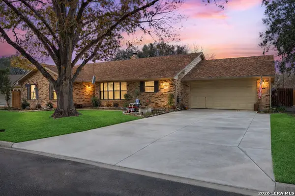 1658 Redwood Street, Seguin, TX 78155